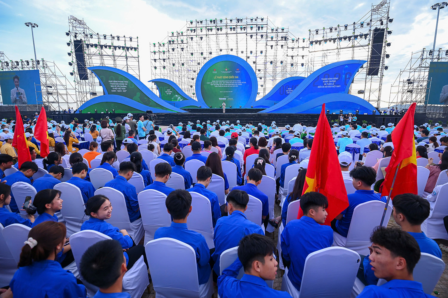 Phát động quốc gia Phong trào toàn dân chung tay bảo vệ môi trường 